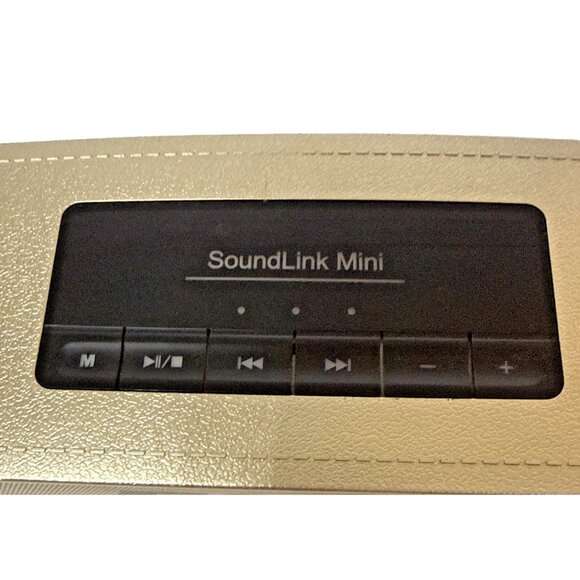 Bose SoundLink Mini Portable Bluetooth Speaker  Gold With No Cable Tested Works - Picture 4 of 9